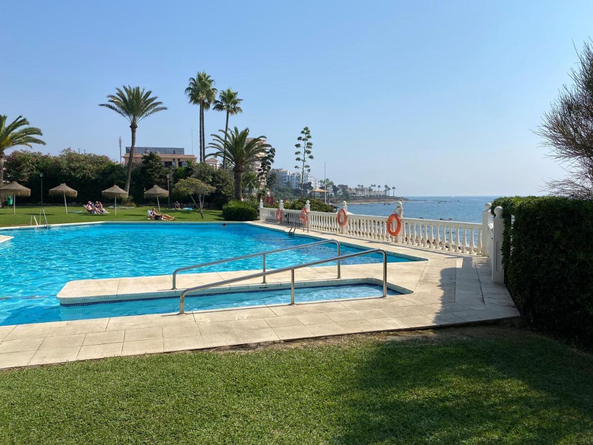 Апартаменты Super Holday Lubina Sol Mijas Beachfront Экстерьер фото