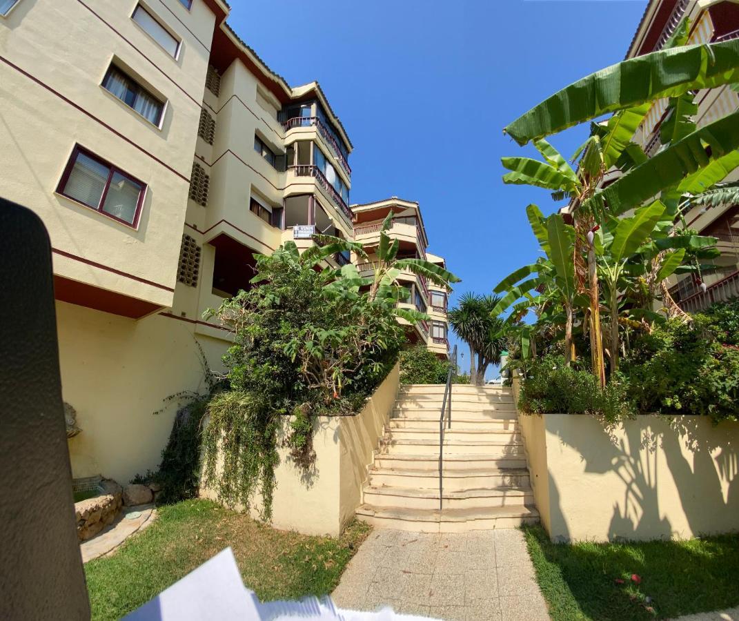 Апартаменты Super Holday Lubina Sol Mijas Beachfront Экстерьер фото